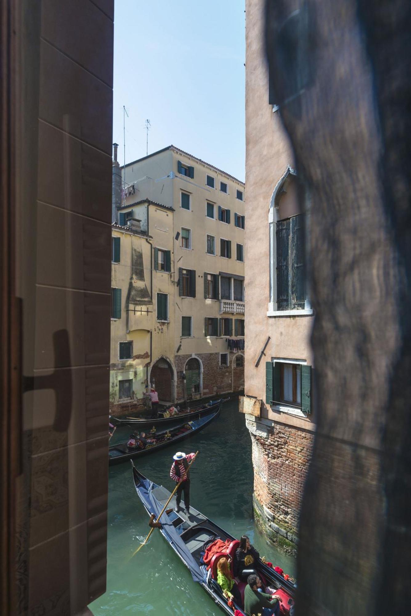 Tre Sestieri Terrace - Canal View 2024 Venedig Zimmer foto