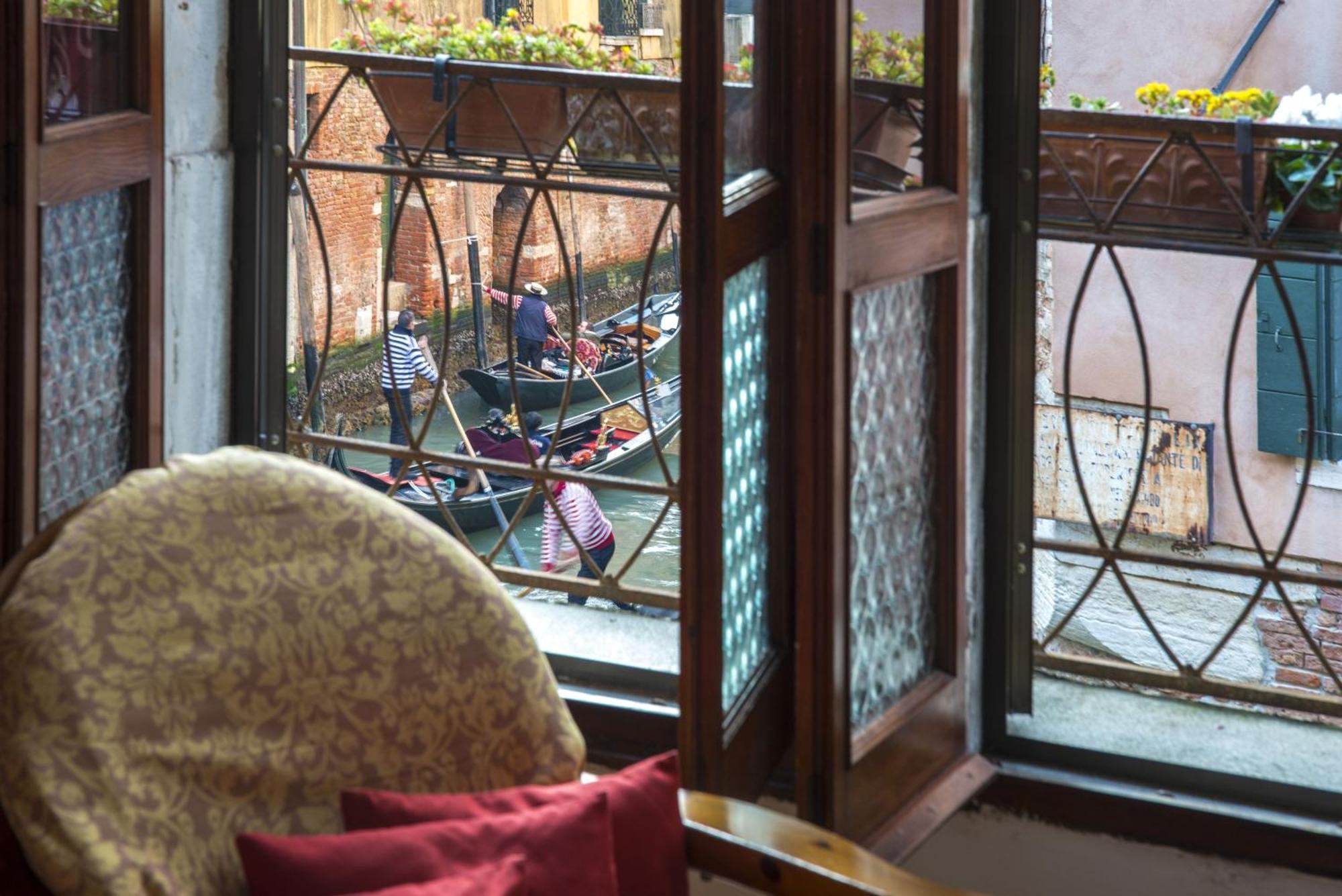 Tre Sestieri Terrace - Canal View 2024 Venedig Zimmer foto
